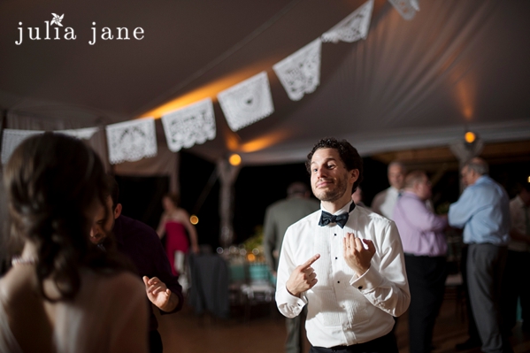 Red Maple Vineyard wedding by Connecticut Wedding Photographer Julia Jane Studios  